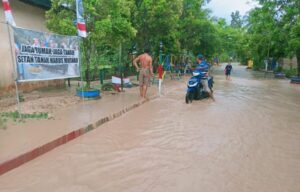 Banjir Lumpur Di Kelurahan Sanga Sanga Dalam Yang kerap Kali Menghantui Warga.