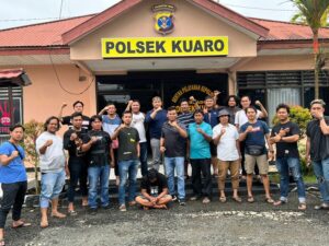 Tim Gabungan Polres Kukar Dan Polsek Kuaro Berhasil Meringkus Pelaku Penganiayaan Bocah 8 Tahun Oleh Ayah Tirinya.