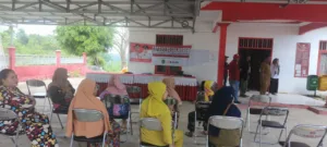 Foto: Operasi pasar murah yang diadakan oleh Disperindag Kukar.(Ist)