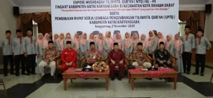 Foto: Pelantikan Dewan Pengawas dan Tim Verifikasi Musabaqah Tilawatil Quran (MTQ) ke-44 Tingkat Kabupaten Kutai Kartanegara 2023, yang akan digelar di Kecamatan Kota Bangun Darat.(Ist)